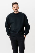Cargar imagen en el visor de la galería, Heavy Crewneck - Black
