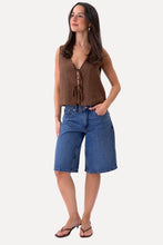 Cargar imagen en el visor de la galería, Linen Vest - Brown
