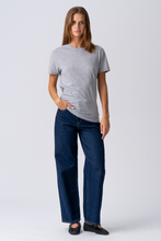 Load image into Gallery viewer, Basic Light T-shirt - Grey
