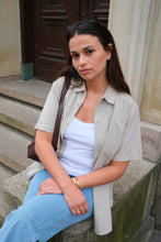 Charger l'image dans la galerie, Short Sleeve Linen Shirt - Sand
