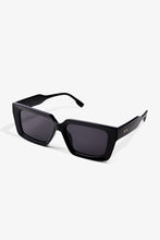 Cargar imagen en el visor de la galería, Nala Sunglasses - Black
