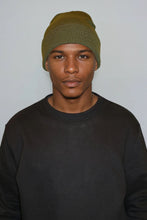 Load image into Gallery viewer, Classic beanie - Army Green
