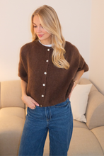 Load image into Gallery viewer, Mary Short Sleeved Knit - Brown
