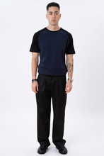Load image into Gallery viewer, Basic raglan T-shirt - Black-Navy
