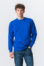 Carica l&#39;immagine nel visualizzatore di Gallery, Crewneck di base - Blu svedese

