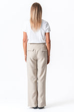 Cargar imagen en el visor de la galería, Emma Pants Loose - Beige
