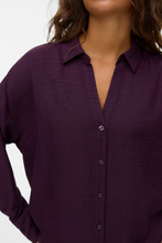 Load image into Gallery viewer, Melaney Queeny Shirt  - Winetasting
