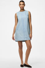 Carica l'immagine nel visualizzatore di Gallery, Flora Mini Denim Dress - Light Blue Denim
