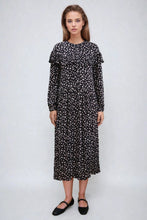 Charger l&#39;image dans la galerie, Robe Amelia - Black Flowed
