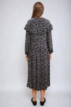Load image into Gallery viewer, Amelia dress - Black flowered
