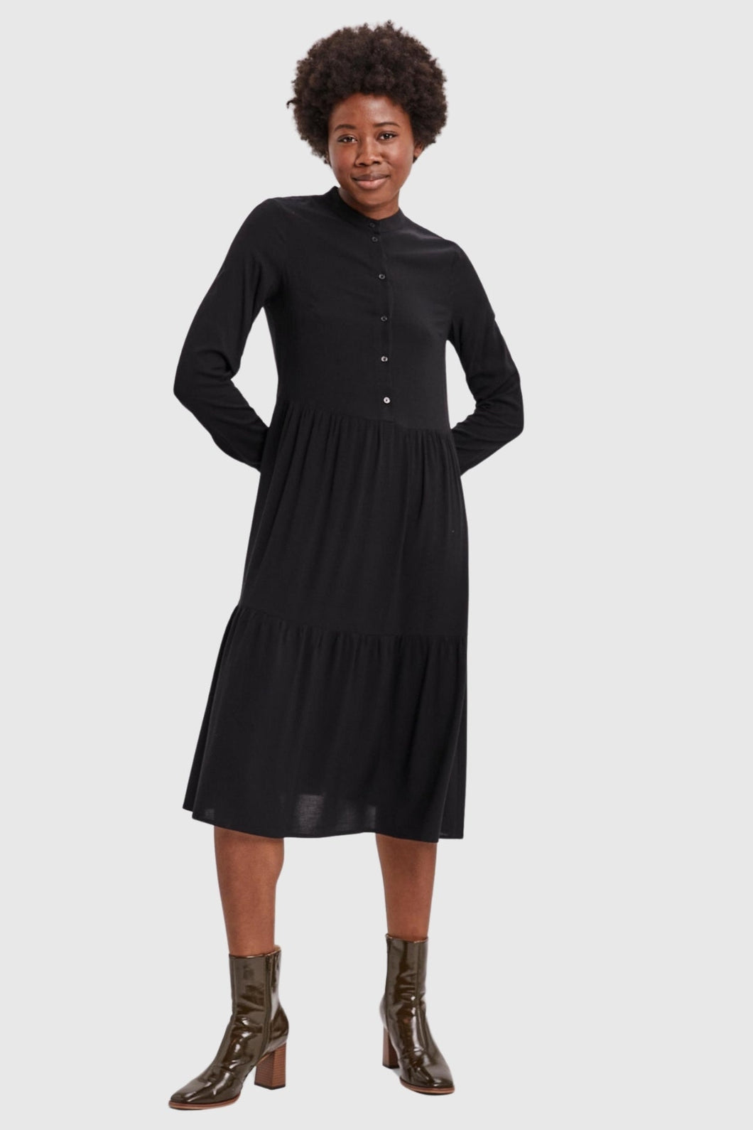 Vica Robe - Black