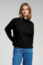 Carica l&#39;immagine nel visualizzatore di Gallery, Jumper polo di grandi dimensioni - nero
