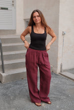 Load image into Gallery viewer, Astrid Linen Pants - Red
