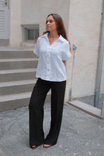 Carregar imagem no visualizador da galeria, Astrid Linen Shirt - White
