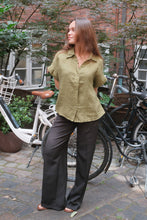 Charger l'image dans la galerie, Astrid Linen Shirt - Olive
