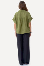 Charger l'image dans la galerie, Astrid Linen Shirt - Olive
