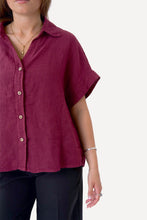 Afbeelding in Gallery-weergave laden, Astrid Linen Shirt - Red
