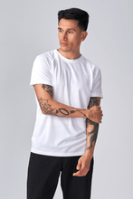 Carica l&#39;immagine nel visualizzatore di Gallery, T -shirt da allenamento - bianco
