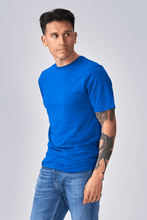 Charger l&#39;image dans la galerie, T-shirt de base biologique - bleu
