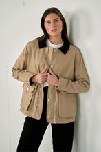Load image into Gallery viewer, Twill Jacket - Dark Sand
