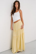 Carica l'immagine nel visualizzatore di Gallery, Alma Maxi Skirt - Dusty yellow
