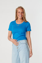 Afbeelding in Gallery-weergave laden, Gemonteerd t-shirt-
