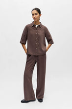 Load image into Gallery viewer, Frame Denim Top - Seal Brown
