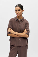 Load image into Gallery viewer, Frame Denim Top - Seal Brown
