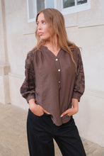 Load image into Gallery viewer, Frida Shirt - Brown

