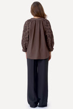 Load image into Gallery viewer, Frida Shirt - Brown
