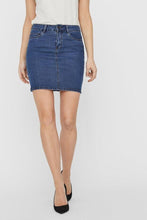 Carica l&#39;immagine nel visualizzatore di Gallery, Calda gonna a sette - denim blu
