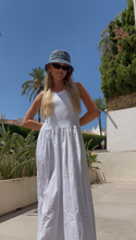 Afbeelding in Gallery-weergave laden, Hanna Dress - White
