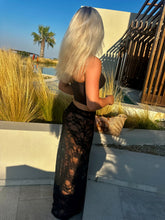 Carregar imagem no visualizador da galeria, Florence Lace Skirt - Black
