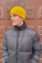 Load image into Gallery viewer, Classic beanie - Inner yellow
