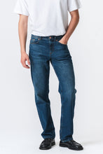Load image into Gallery viewer, Relaxed Fit Jeans - Dark Blue Denim
