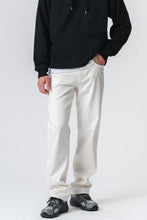 Cargar imagen en el visor de la galería, Relaxed Fit Jeans - White Denim
