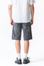 Carica l&#39;immagine nel visualizzatore di Gallery, Denim Shorts Loose - Grey
