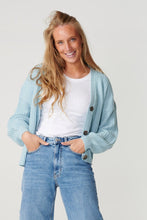 Afbeelding in Gallery-weergave laden, Knop Cardigan - Blue Fog
