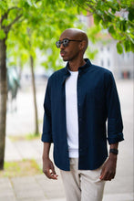 Carica l&#39;immagine nel visualizzatore di Gallery, L&#39;originale Performance Shirt Oxford - Navy Blazer
