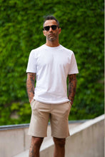 Charger l&#39;image dans la galerie, Performance Shorts - Vaisselle
