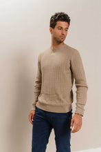 Load image into Gallery viewer, Pullover Cable Knit - Sand
