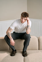 Carregar imagem no visualizador da galeria, Performance Pants Loose Fit - Charcoal
