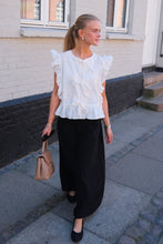 Carregar imagem no visualizador da galeria, Linn Smock Ancle Skirt - Black
