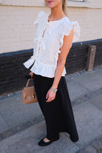 Carregar imagem no visualizador da galeria, Linn Smock Ancle Skirt - Black
