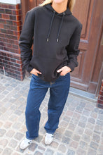 Carica l'immagine nel visualizzatore di Gallery, Sweatshirt Hoodie - Black
