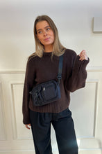 Load image into Gallery viewer, Bunha Cross Body - Black

