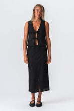 Load image into Gallery viewer, Linen Skirt - Black
