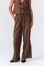 Load image into Gallery viewer, Linen Pants - Brown
