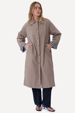Load image into Gallery viewer, Livia Trenchcoat - Beige
