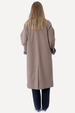 Load image into Gallery viewer, Livia Trenchcoat - Beige
